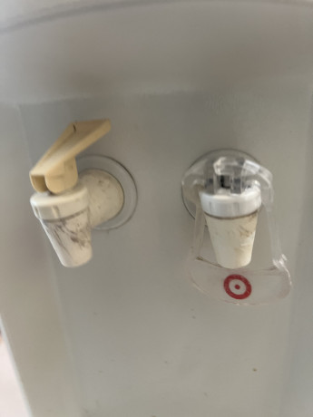 used-good-condition-water-dispenser-big-1