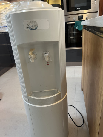 used-good-condition-water-dispenser-big-0