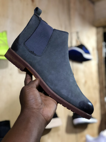 chelsea-boot-aina-ya-suede-big-2