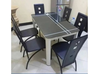 Dyining table