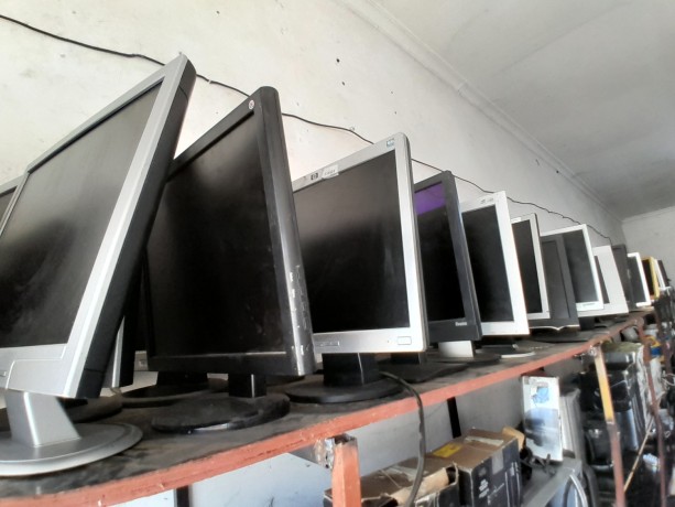 tunauza-monitor-za-computer-aina-zote-big-2